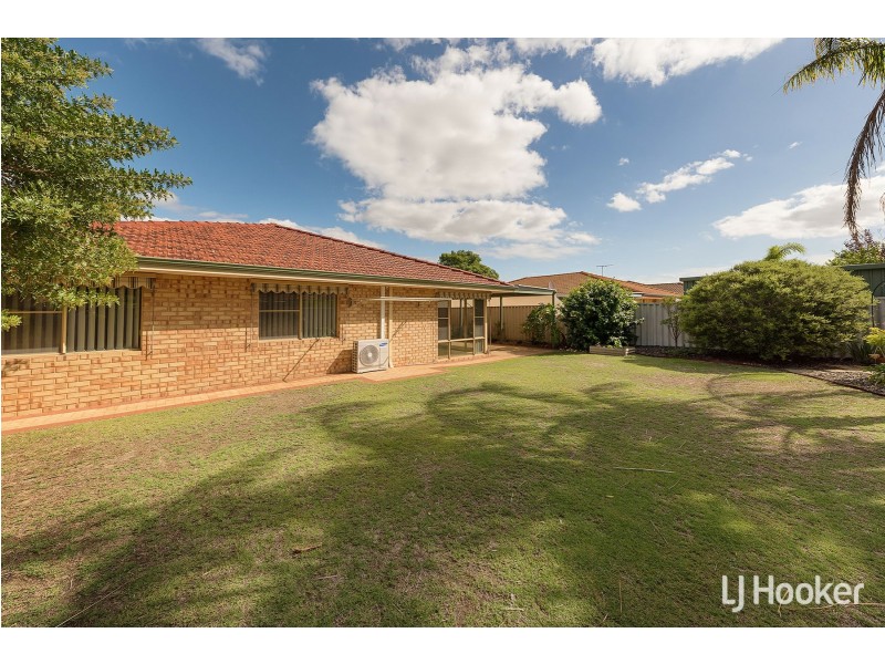 132 Brenchley Drive, Atwell WA 6164