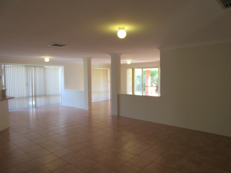 15 Pindan Elbow, Atwell WA 6164
