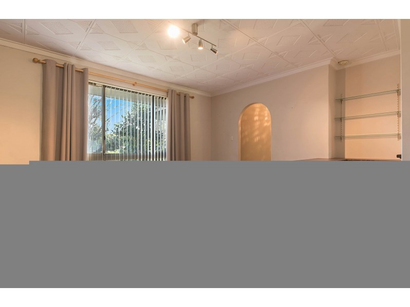 10 Findlay Road, Leeming WA 6149