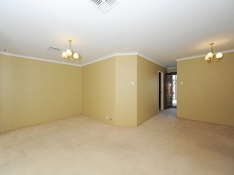 6 Shemels Court, Leeming WA 6149