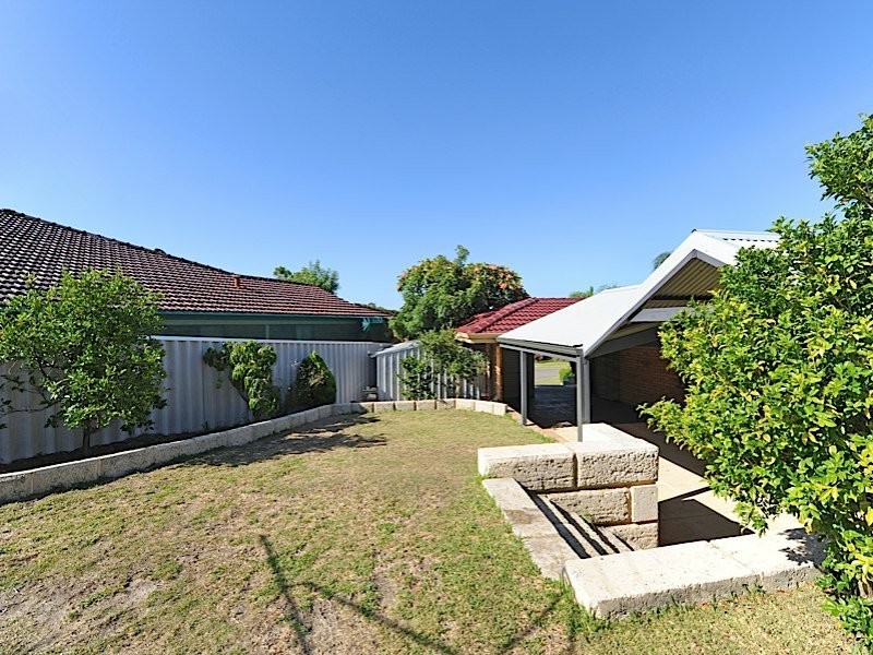 6 Shemels Court, Leeming WA 6149