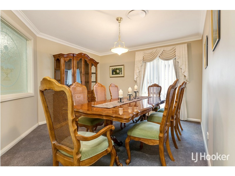 10 Timber Ridge Retreat, Leeming WA 6149