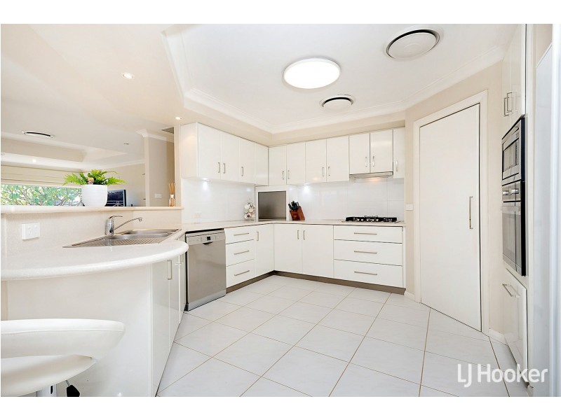 10 Timber Ridge Retreat, Leeming WA 6149