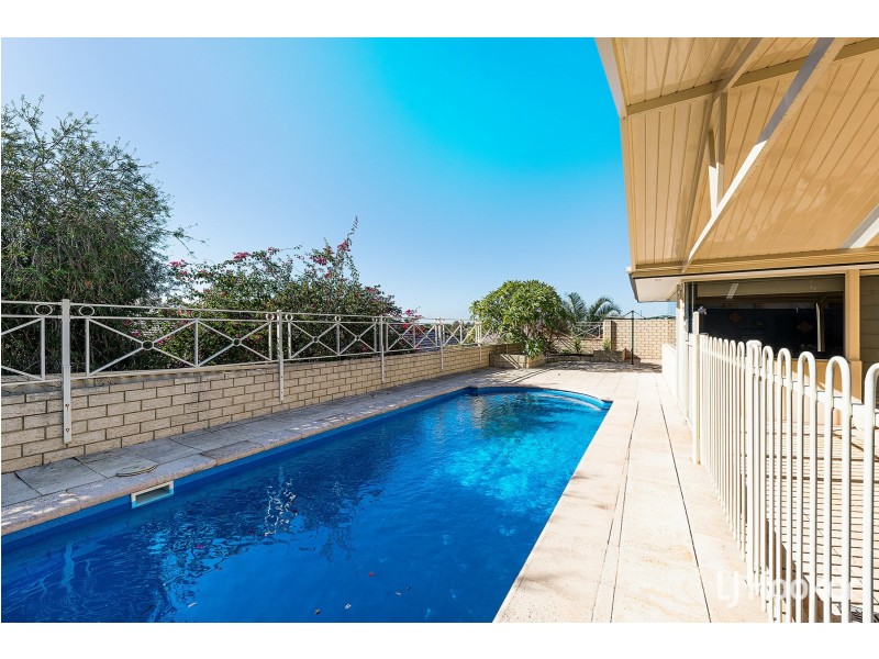 10 Timber Ridge Retreat, Leeming WA 6149
