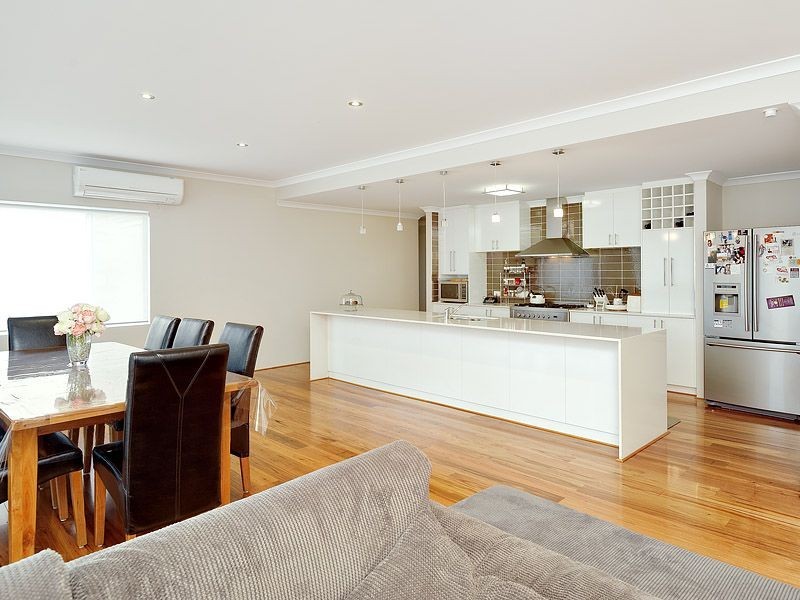 14 Lugano Terrace, Beeliar WA 6164