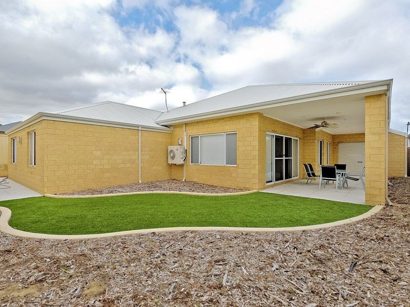 14 Lugano Terrace, Beeliar WA 6164