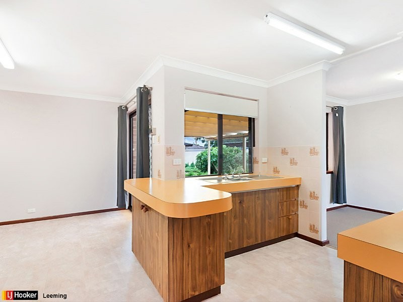 2 Lowden Court, Parkwood WA 6147