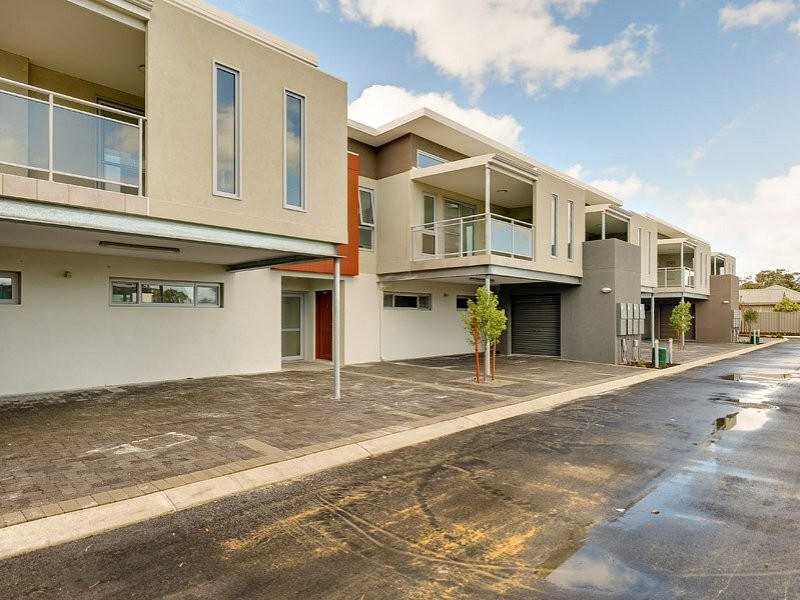 3/12 Bushlark Turn, Erskine WA 6210