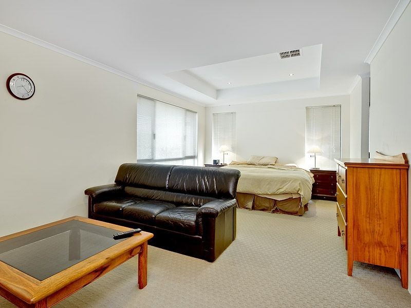 11 Whimbrel Way, Harrisdale WA 6112