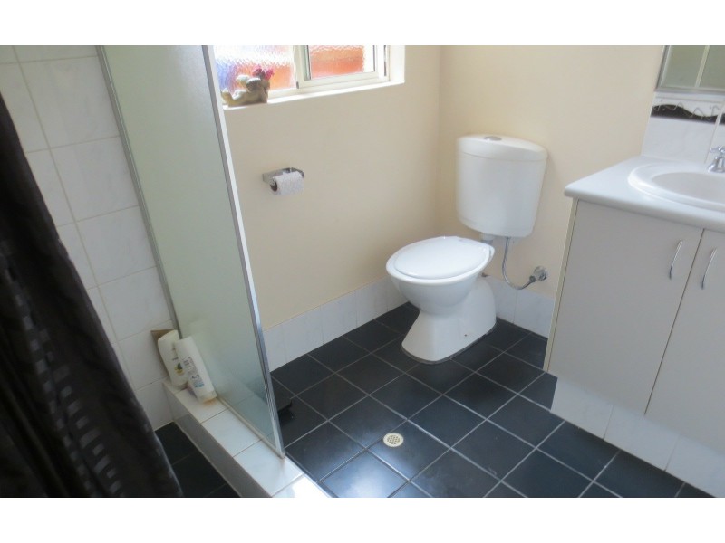 5 Petersfield Lane, Wellard WA 6170