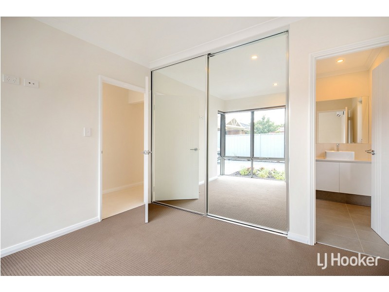 14A Cumberland Road, Forrestfield WA 6058