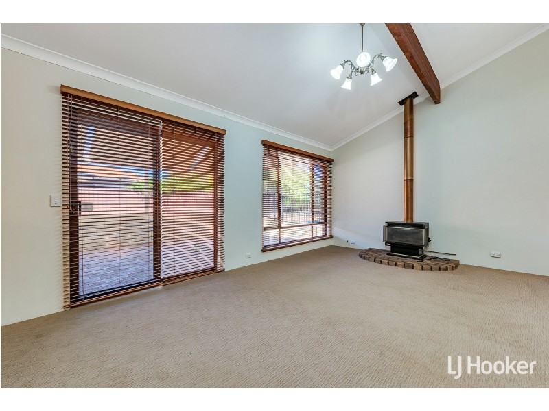 9 Shea Grove, Leeming WA 6149