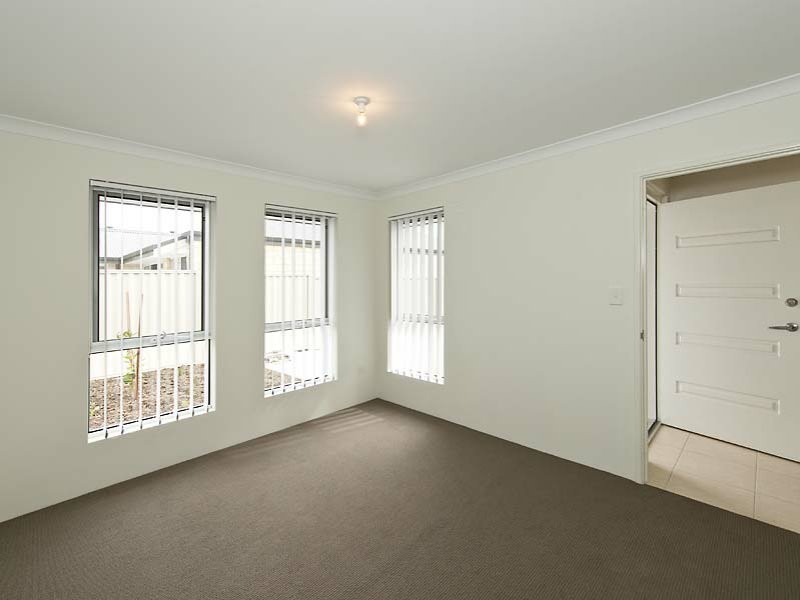 14/36 Wialki Lane, Canning Vale WA 6155