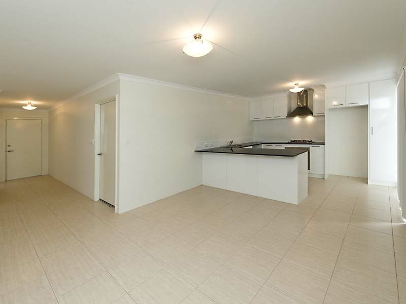 14/36 Wialki Lane, Canning Vale WA 6155