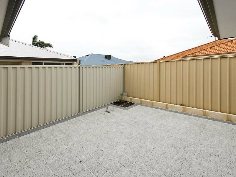 14/36 Wialki Lane, Canning Vale WA 6155