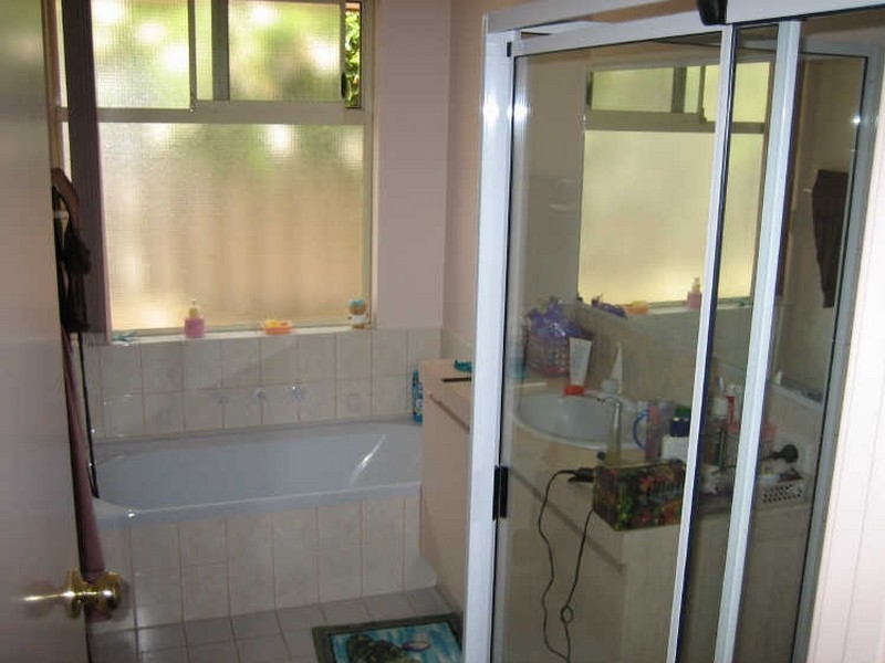 17 Sylvan Crescent, Leeming WA 6149