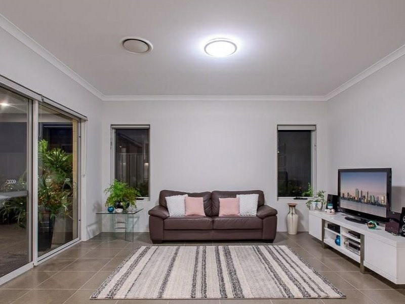 14 Canunda Approach, Wandi WA 6167