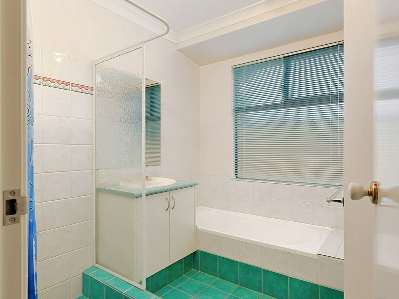 27 Beaumont Parkway, Success WA 6164