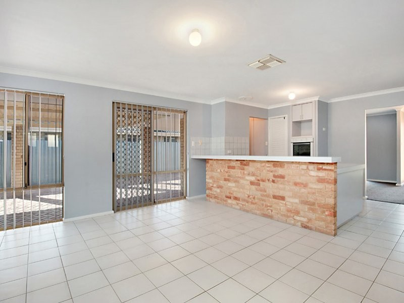 2/37 Gympie Way, Willetton WA 6155