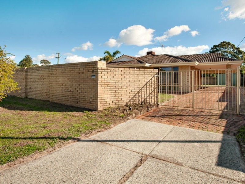 2/37 Gympie Way, Willetton WA 6155