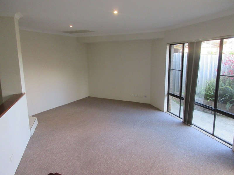6 Rentney Way, Willetton WA 6155