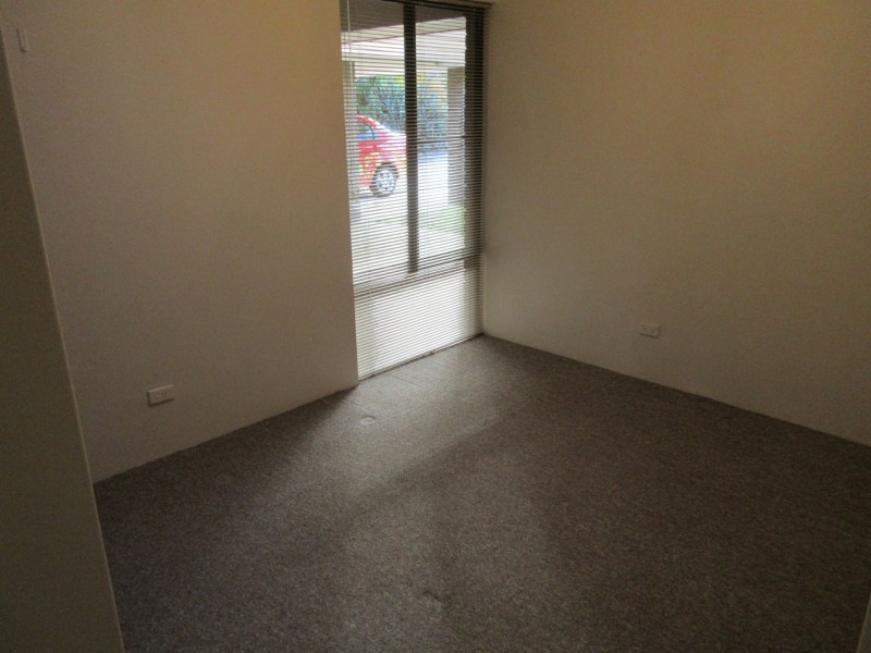 6 Rentney Way, Willetton WA 6155