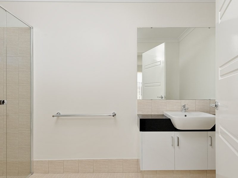32 Arava Circle, Aveley WA 6069
