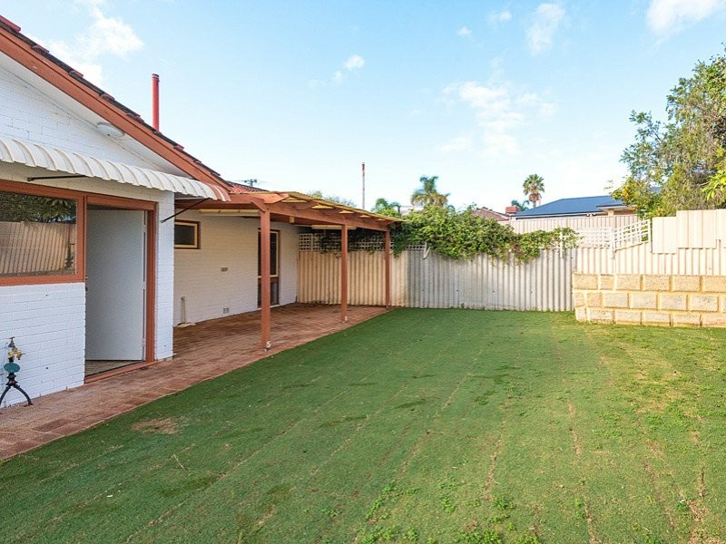 99B Doolette Street, Spearwood WA 6163