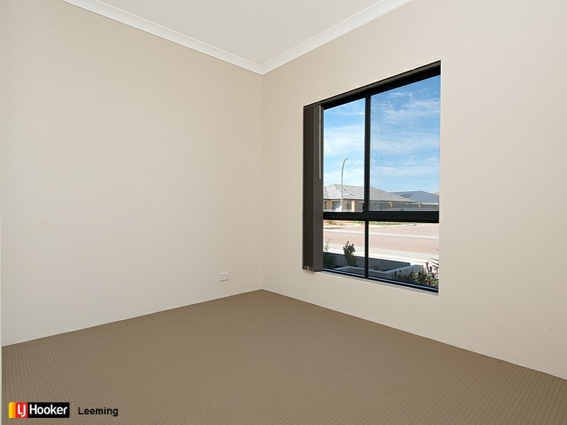 69 Veterans Drive, Byford WA 6122