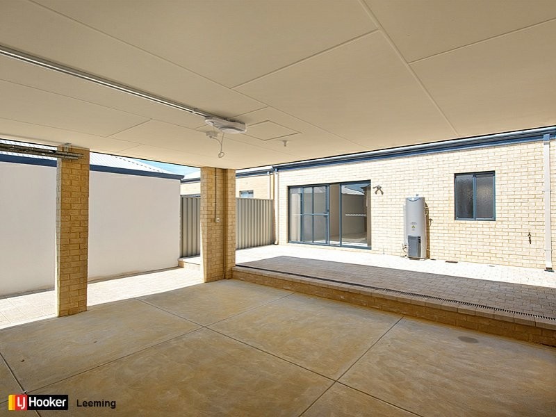 69 Veterans Drive, Byford WA 6122