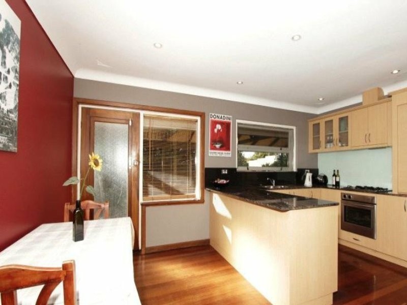 16 Yeeda Street, Riverton WA 6148