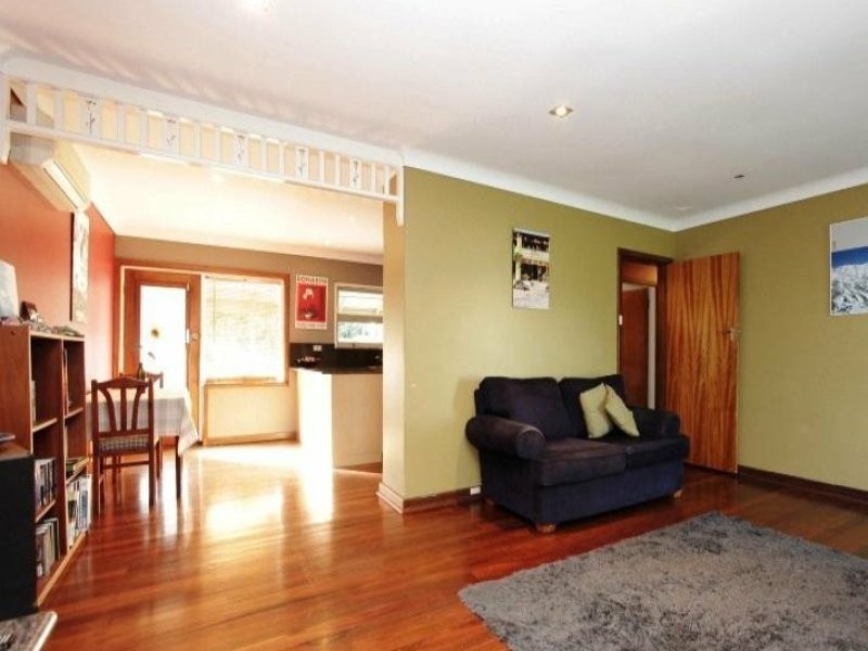 16 Yeeda Street, Riverton WA 6148