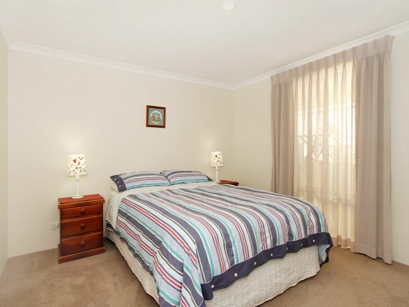 24 Riversdale Pass, Jandakot WA 6164