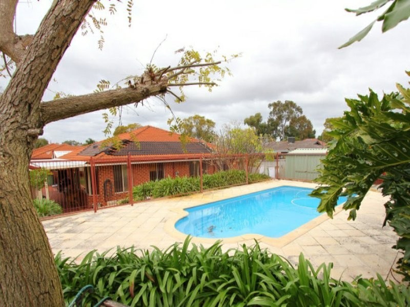 9 Noongar Way, Riverton WA 6148