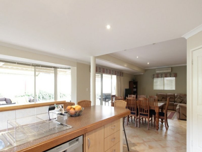 9 Noongar Way, Riverton WA 6148