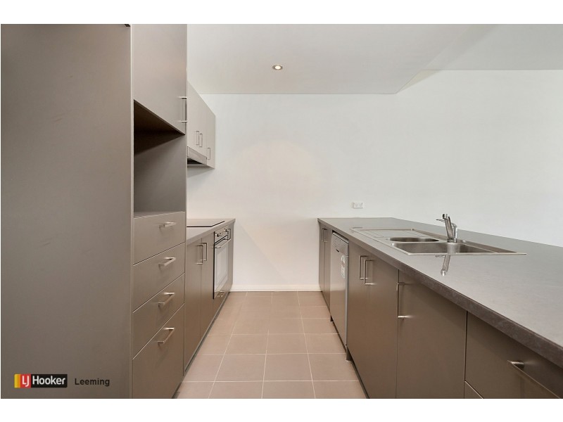 15/1 Stockton Bend, Cockburn Central WA 6164