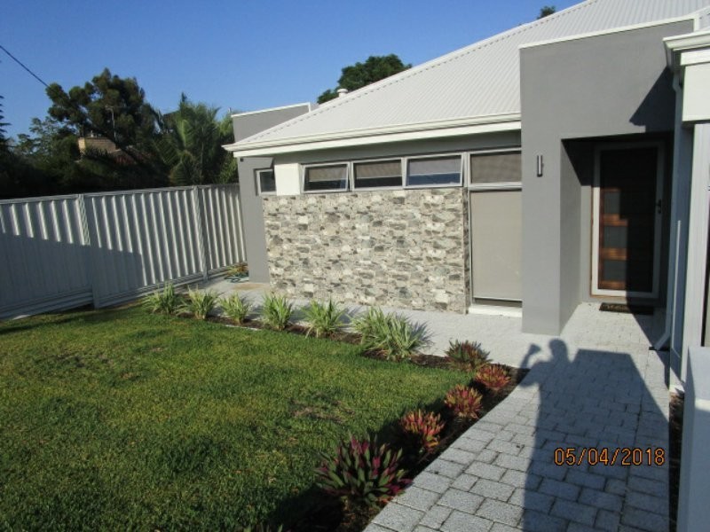 14 Cumberland Road, Forrestfield WA 6058