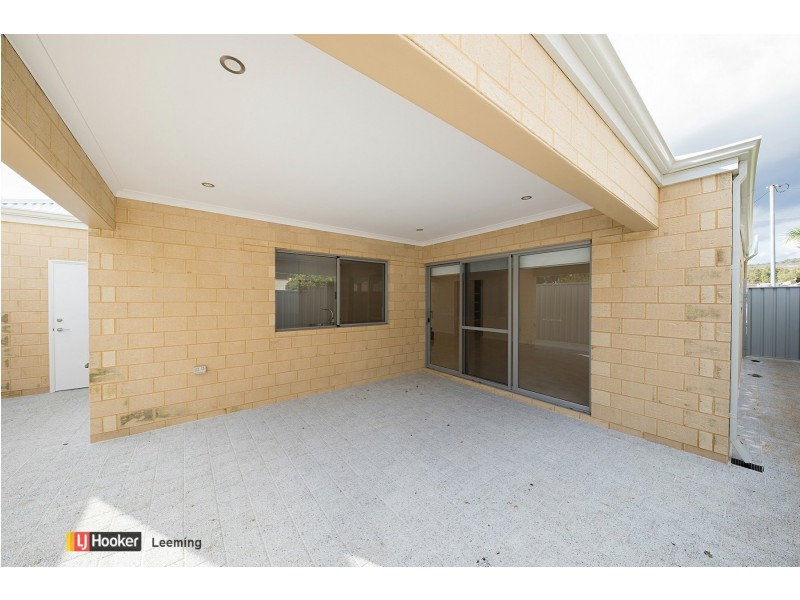 14 Cumberland Road, Forrestfield WA 6058