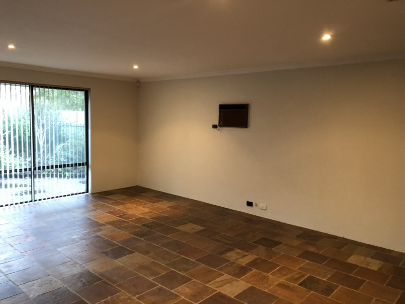 13 Wethered Street, Leeming WA 6149