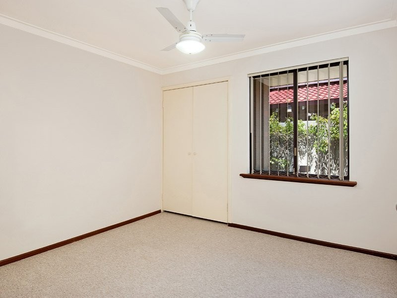 9 Nigel Court, Leeming WA 6149