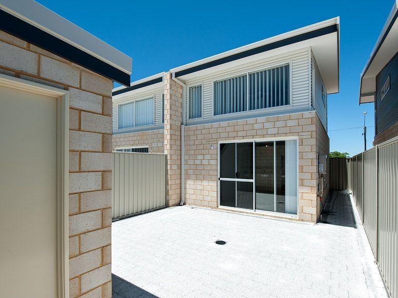 3/1 Positano Crescent, Yangebup WA 6164