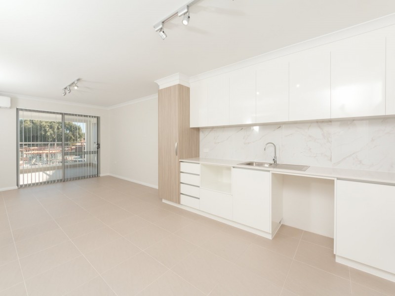 10/24 Westralia Gardens, Rockingham WA 6168
