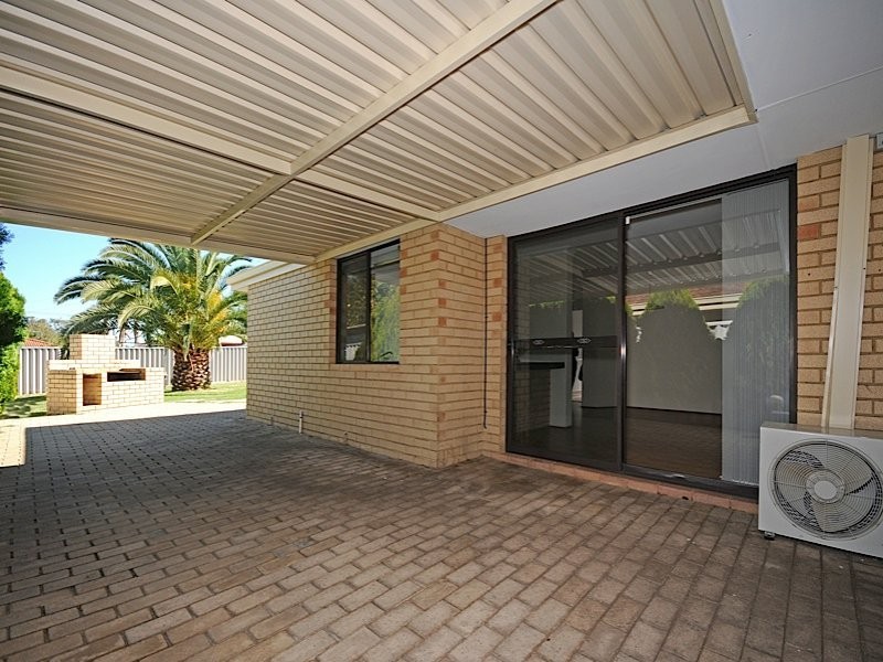 10 Lessar Place, Parkwood WA 6147