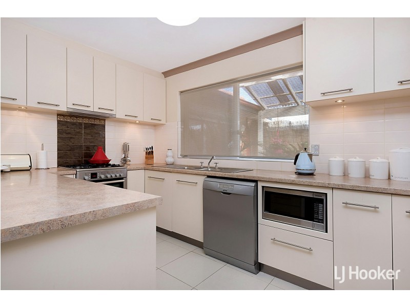 3 St Michaels Green, Canning Vale WA 6155