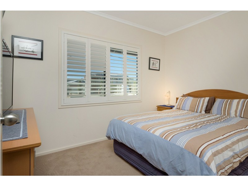 17 Long Street, Beaconsfield WA 6162