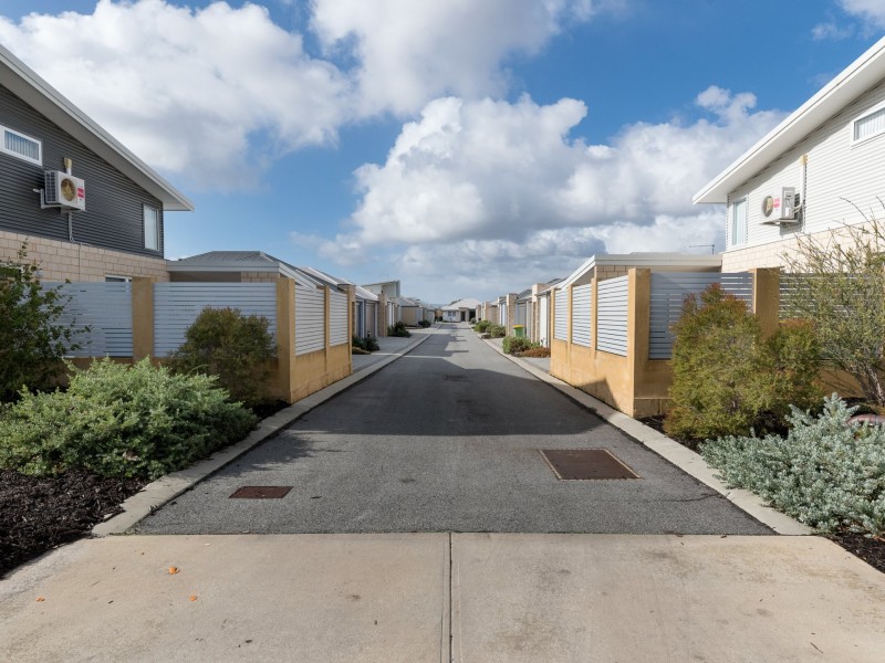 23/36 Wialki Lane, Canning Vale WA 6155