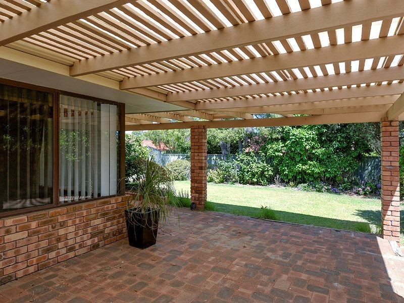 7 Clemros Way, Leeming WA 6149