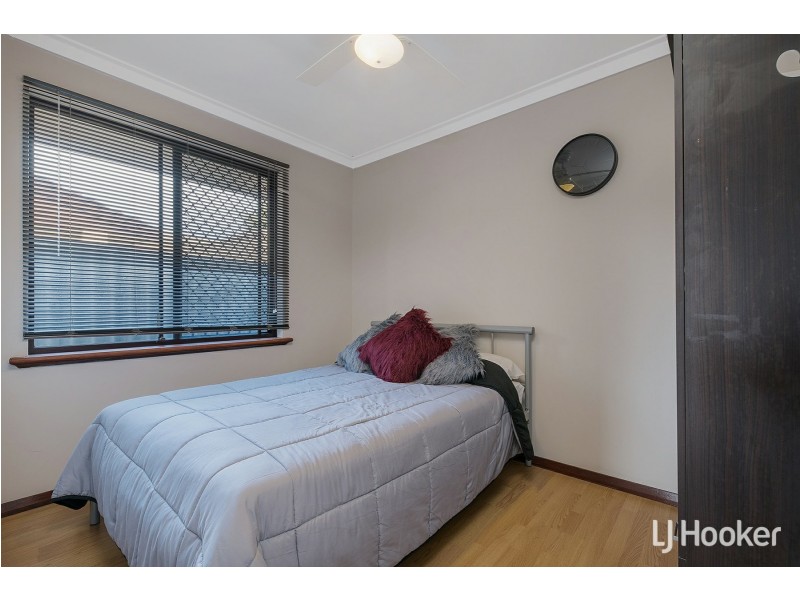 25 Winchester Way, Leeming WA 6149