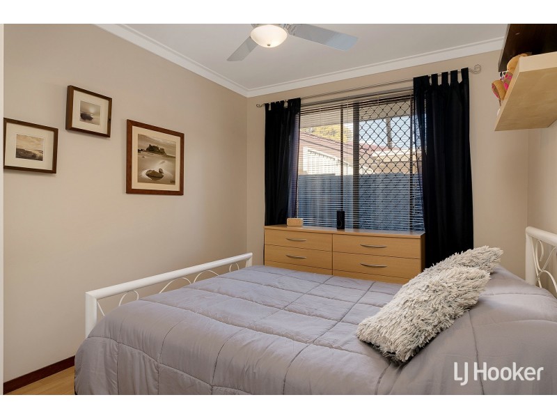 25 Winchester Way, Leeming WA 6149