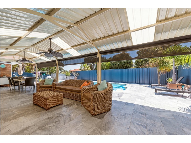 25 Winchester Way, Leeming WA 6149